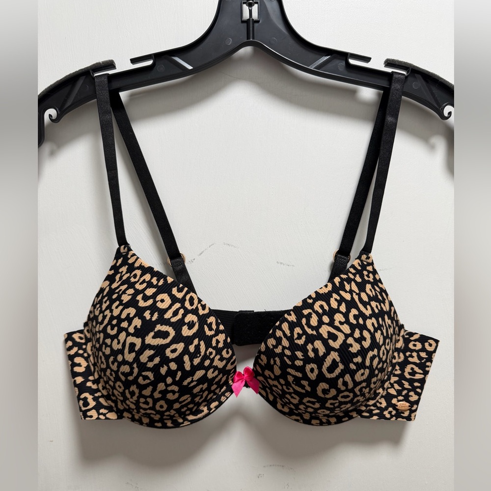 Bundle Betsey Johnson Bra Women 38B Black & Animal Print Adjustable NWOT Heart